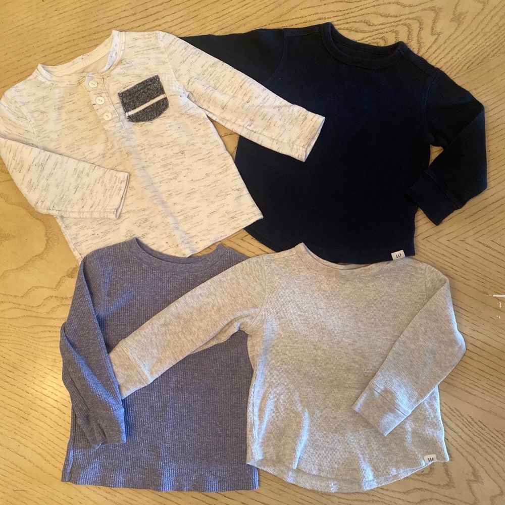 Toddler 2t long sleeves